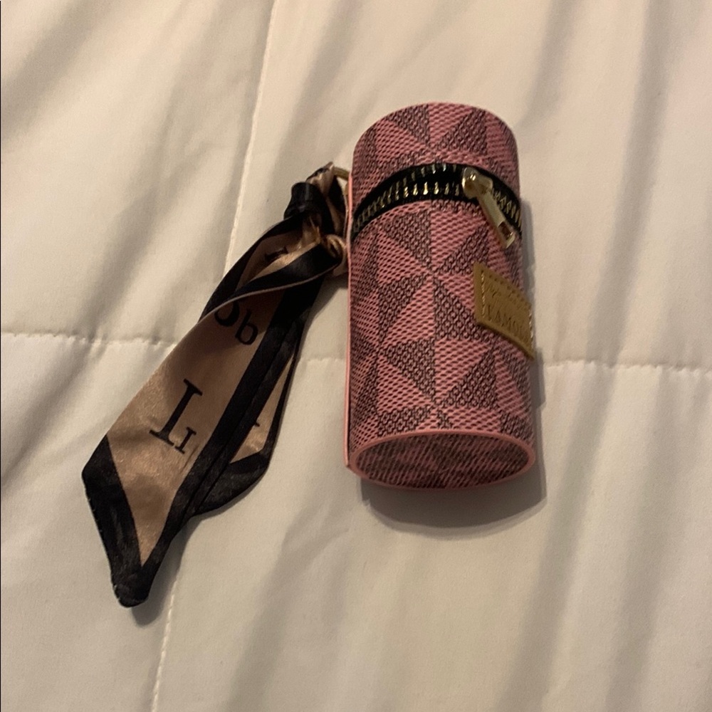 Lipstick case